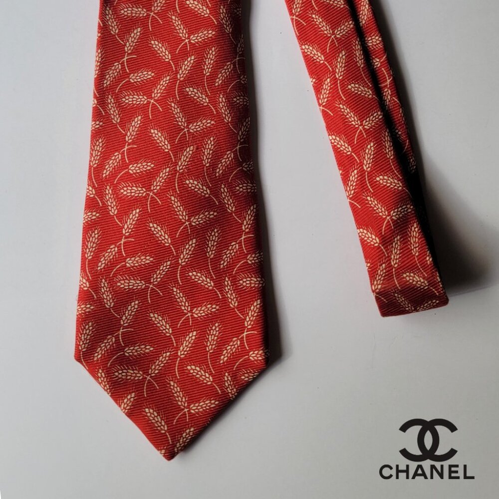 CHANEL Men's Vintage Tie 100% Silk Made in Italy Orange Red with Wheat pattern